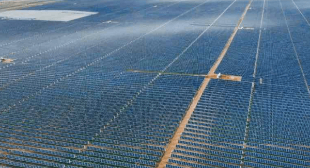 Contractor settles with inverter company over solar farm, still in ...